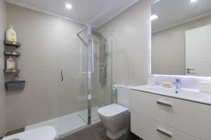 Ванная комната в Los Alamos Beach Flat