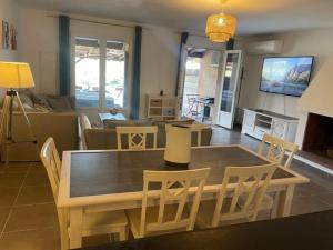 Телевизор и/или развлекательный центр в Appartement Cemiliana