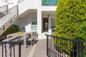 Balkón nebo terasa v ubytování Apartamento Pink VistaBella Sunrise