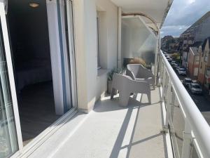 Balkón nebo terasa v ubytování Le Wembley Superbe appartement