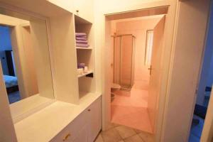 Kúpeľňa v ubytovaní Apartments in Rabac 39139 + 37 fotografií