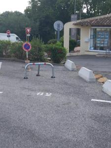 Zdjęcie z galerii obiektu studio agay a 2 pas des plages w miejscowości Saint-Raphaël