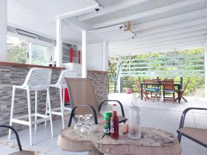 Drikke på Bold'Air piscine, vue mer