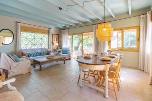 Fotografie z fotogalerie ubytování Villa Stephanie v destinaci L'Escala