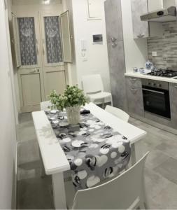 Una cocina o cocineta en Casetta Marygio