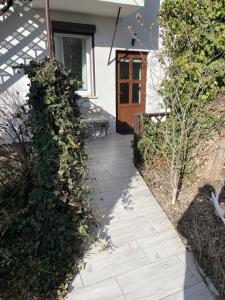 Budova, v ktorej sa farma nachádza