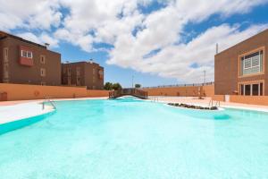 The swimming pool at or close to La flor del Atlantico