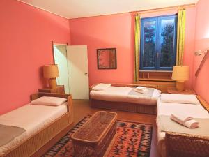 Uma cama ou camas num quarto em Villa with private pool and garden