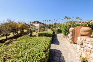 Gambar di galeri bagi Sea Life House di Parikia