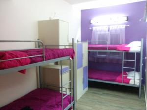 Krevet ili kreveti u jedinici u okviru objekta Joey's Hostel Delhi - 20 mins from Railway Station