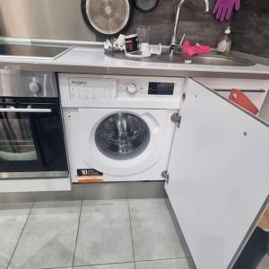 Kuchyňa alebo kuchynka v ubytovaní Charmant appart 4Per Marseille