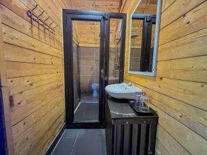 Koupelna v ubytování Moly Resort