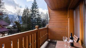Výhľad na hory alebo výhľad na hory priamo z apartmánového hotela