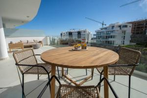 Balkón alebo terasa v ubytovaní Flat Deluxe&Pool sea view Higueron West