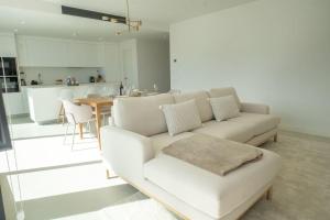Posedenie v ubytovaní Flat Deluxe&Pool sea view Higueron West