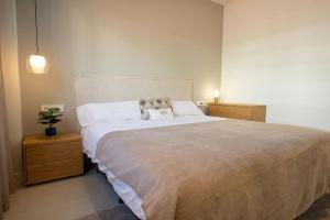 Posteľ alebo postele v izbe v ubytovaní Flat Deluxe&Pool sea view Higueron West