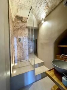 A bathroom at Casa Martina Ostuni