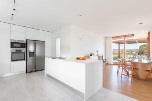 Afbeelding uit fotogalerij van Alentejo Pine Trees Villa in Giz +22 foto's