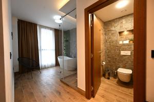 Ένα μπάνιο στο Hotel Tamiš & Spa