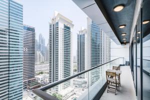 Gallery image of Goldcrest Views - 2BR Apartment - Allsopp&Allsopp in Dubai