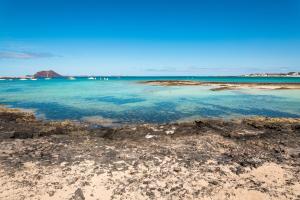 Fotografia z galérie ubytovania Home2Book Comfy Ohana Garden Corralejo, Pool v destinácii Corralejo