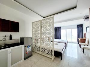 Kuchyň nebo kuchyňský kout v ubytování Nam Anh 2 Hotel