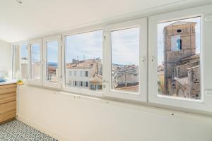 Fotografia z galérie ubytovania Casa Belvedere - duplex atypique avec vue féerique & parking souterrain v destinácii La Ciotat