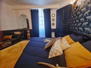 Fotografia z galérie ubytovania La Casa Romantica de Callian v destinácii Callian