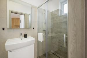 A bathroom at Apartmán LUXURY