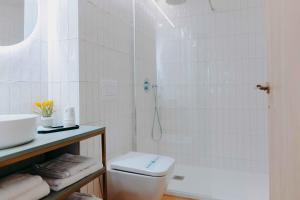 Apartamentos Santa Isabel的一间浴室