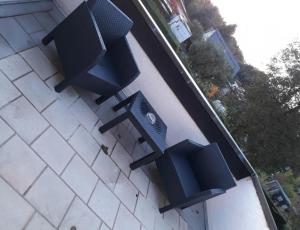 an overhead view of a picnic table on a house at Schöne 3,5 Zimmerwohnung in Peitz