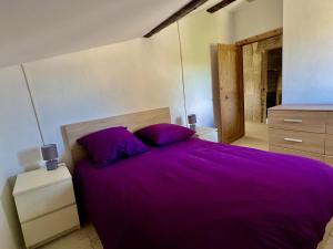 Letto o letti in una camera di Cocon En Petite Camargue