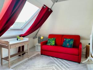 Posedenie v ubytovaní LA CABANE NORMANDE APPARTEMENT 2 à 4 pers