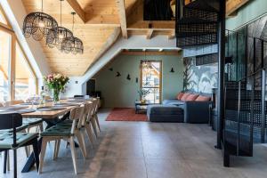 Posedenie v ubytovaní Apartament Czorsztyn 2