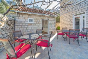 Patio alebo iná vonkajšia časť ubytovania Villa Narona