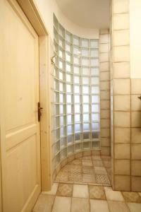 Fotografie z fotogalerie ubytování Stylový vesnický apartmán v soukromí M. Skála Český Ráj v destinaci Koberovy
