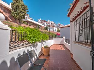 Balkón nebo terasa v ubytování Amazing villa with magical view and pool in Nerja