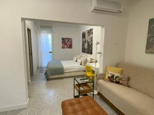 Ruang duduk di 8+8 Appartamento con garage
