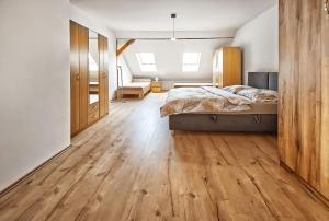 A bed or beds in a room at Nice accommodation in Mikulov