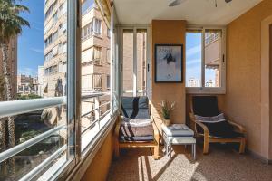 Balkón alebo terasa v ubytovaní Apartamento con piscina y parking - Playa San Juan