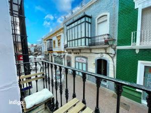 Balkón alebo terasa v ubytovaní Casa Cristóbal Colón habitaciones con vistas a Semana Santa y Fiestas