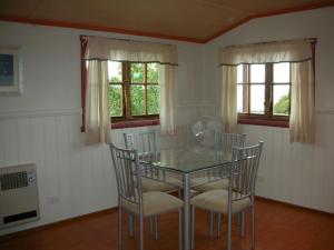 Fotografie z fotogalerie ubytování Cedar Cottages Blackmans Bay v destinaci Kingston