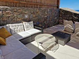 Гостиная зона в Blue Sea Villa