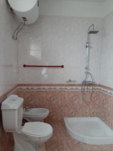 Koupelna v ubytování Guesthouse Lula 2