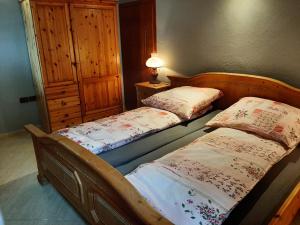 Postel nebo postele na pokoji v ubytování Guesthouse Lula 2