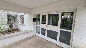 Μια τηλεόραση ή/και κέντρο ψυχαγωγίας στο VS Central apartment