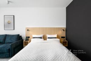 Saint Martin by Y3 Hotels, Old Town with Wellness客房内的一张或多张床位