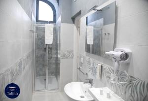 Koupelna v ubytování B&B Talino
