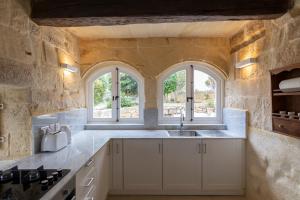 Cucina o angolo cottura di Razzett Ghasri