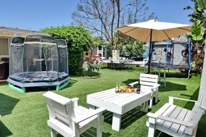 Κήπος έξω από το מיקאסה ג'וי - וילה וסוויטה מדהימות עם בריכה פרטית +63 φωτογραφίες